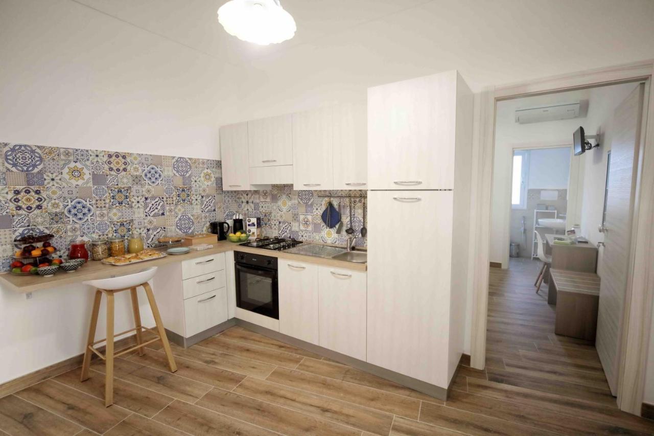 Madrice 66 Central Rooms Favignana Luaran gambar